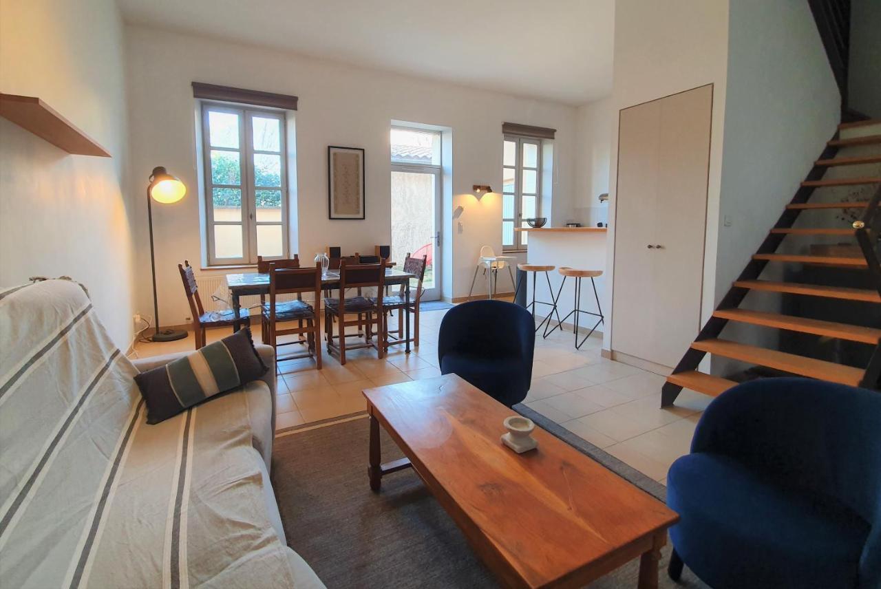 Maison De Village Facon Loft, Avec Cour Et Airco, Dans Le Centre Historique * LʼIsle-sur-la-Sorgue